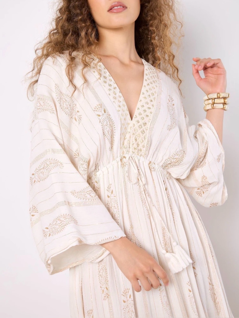 Sz S❤️‍🔥NWT APRICOT Cream Gold Foil Embroidered Sequin V Neck Tassel Maxi